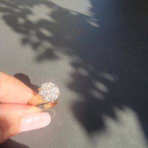 Dazzling 1 carat diamond ring